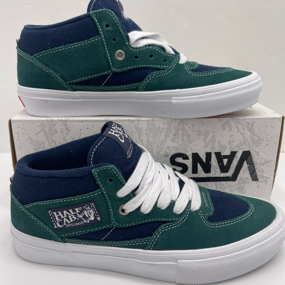 Vans Men’s Skate Half Cab
Tartan Blue/Green
VN0A2Z34BLG Sneakers - Picture 1 of 16